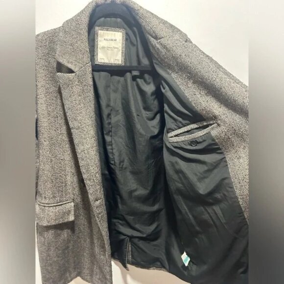 PULL & BEAR size M oversized long sleeve coat, with pockets, liner - Picture 5 of 9